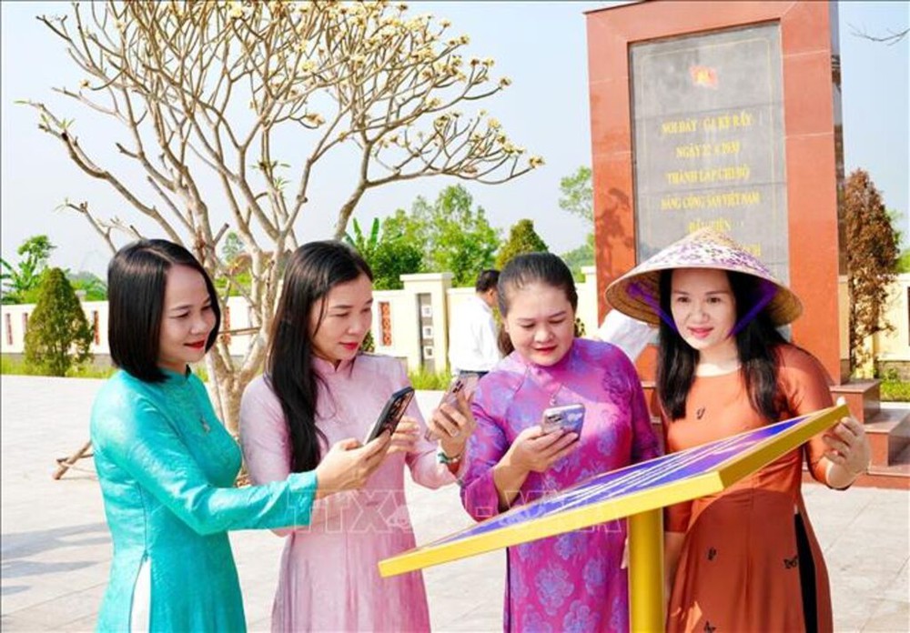 Trải nghiệm du lịch thông minh trong kỷ nguyên số - Ảnh 1.