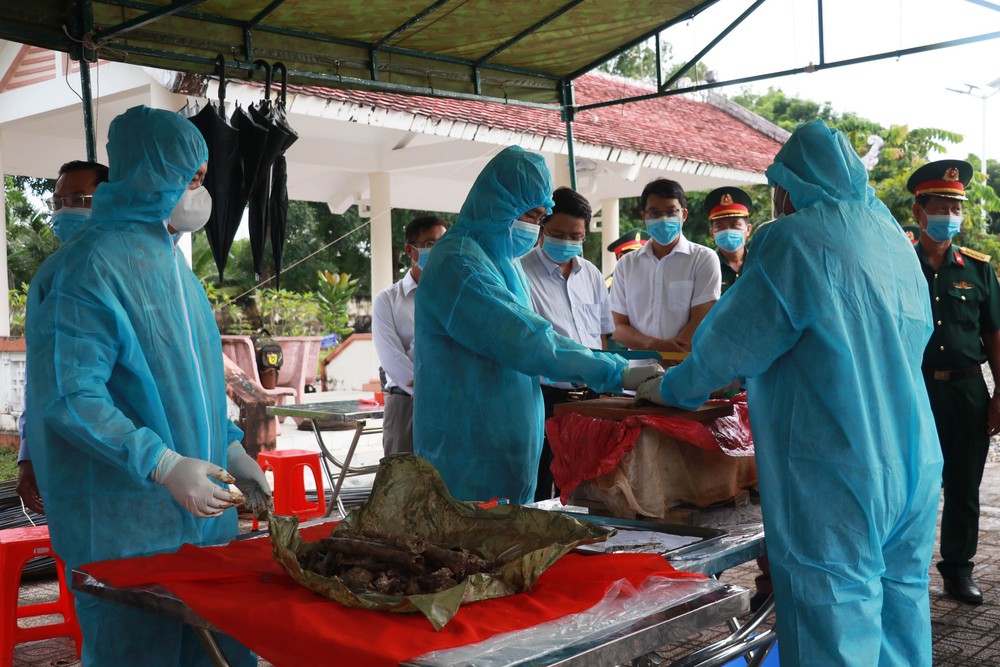 Chiến dịch 500 ngày đêm: Cà Mau vượt tiến độ 6 tháng trong thu thập mẫu sinh phẩm hài cốt liệt sĩ - Ảnh 1.