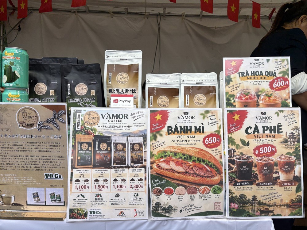 Lễ hội bánh mì Việt Nam đầu tiên tại Nhật Bản: Từ hương vị quen thuộc đến nhịp cầu văn hóa - Ảnh 1. Lễ hội bánh mì Việt Nam đầu tiên tại Nhật Bản: Từ hương vị quen thuộc đến nhịp cầu văn hóa - Ảnh 1.