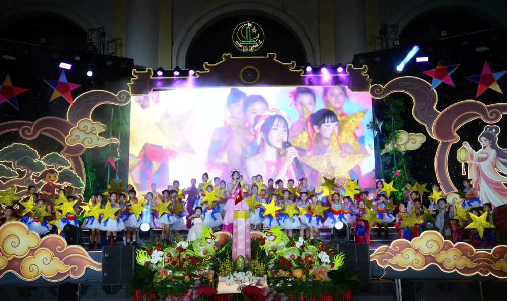 Trung thu Thành cổ, Sơn Tây xứ Đoài năm 2026: Lung linh đêm hội trăng rằm, lan tỏa giá trị truyền thống - Ảnh 5.