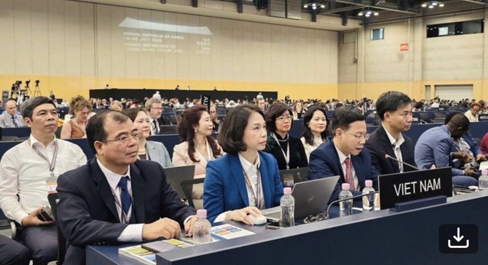 Bà Lê Thị Hồng Vân, Tổng Thư ký Ủy ban Quốc gia UNESCO Việt Nam: Văn kiện Hà Nội sẽ là dấu ấn toàn cầu mới về di sản - Ảnh 4. Bà Lê Thị Hồng Vân, Tổng Thư ký Ủy ban Quốc gia UNESCO Việt Nam: Văn kiện Hà Nội sẽ là dấu ấn toàn cầu mới về di sản - Ảnh 4.