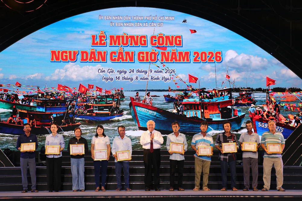 Lễ hội Nghinh Ông: Đánh thức không gian di sản văn hóa biển - Ảnh 5.