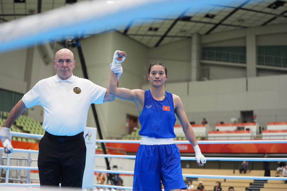 Nguyễn Thị Tâm thắng áp đảo đối thủ Hàn Quốc, Boxing Việt Nam chắc chắn có huy chương ASIAD - Ảnh 1. Nguyễn Thị Tâm thắng áp đảo đối thủ Hàn Quốc, Boxing Việt Nam chắc chắn có huy chương ASIAD - Ảnh 1.