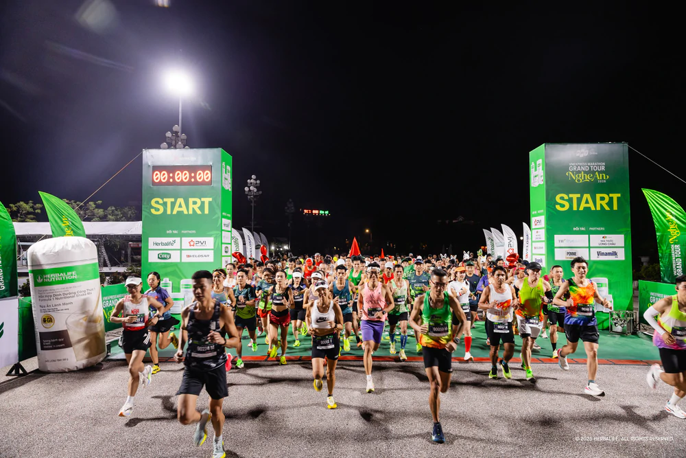Herbalife Việt Nam tiếp tục làm Nhà tài trợ Kim cương cho giải VnExpress Marathon Grand Tour Nghệ An 2026 - Ảnh 2. Herbalife Việt Nam tiếp tục làm Nhà tài trợ Kim cương cho giải VnExpress Marathon Grand Tour Nghệ An 2026 - Ảnh 2.