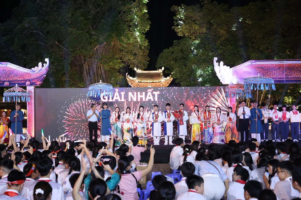 Nuôi dưỡng tinh thần hiếu học cho thế hệ trẻ từ cuộc thi tìm hiểu về Văn Miếu - Ảnh 1.