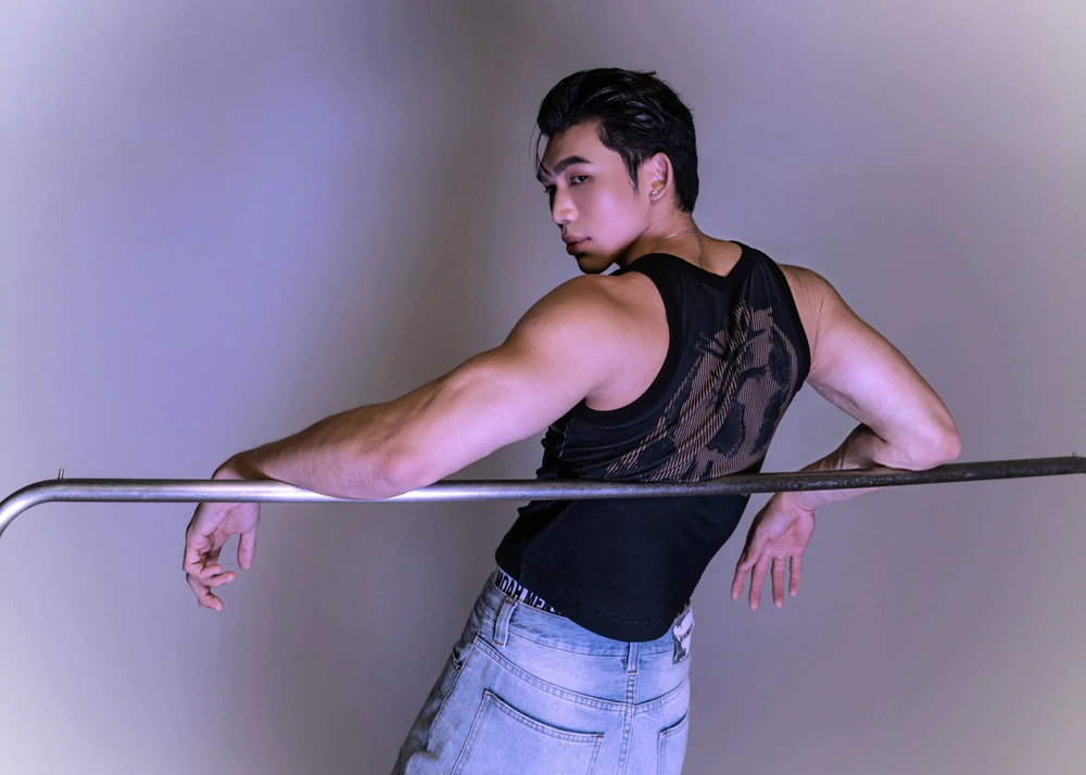 Trương Trọng Hiếu mang bản sắc Việt đến Mister Global 2026 - Ảnh 5. Trương Trọng Hiếu mang bản sắc Việt đến Mister Global 2026 - Ảnh 5.