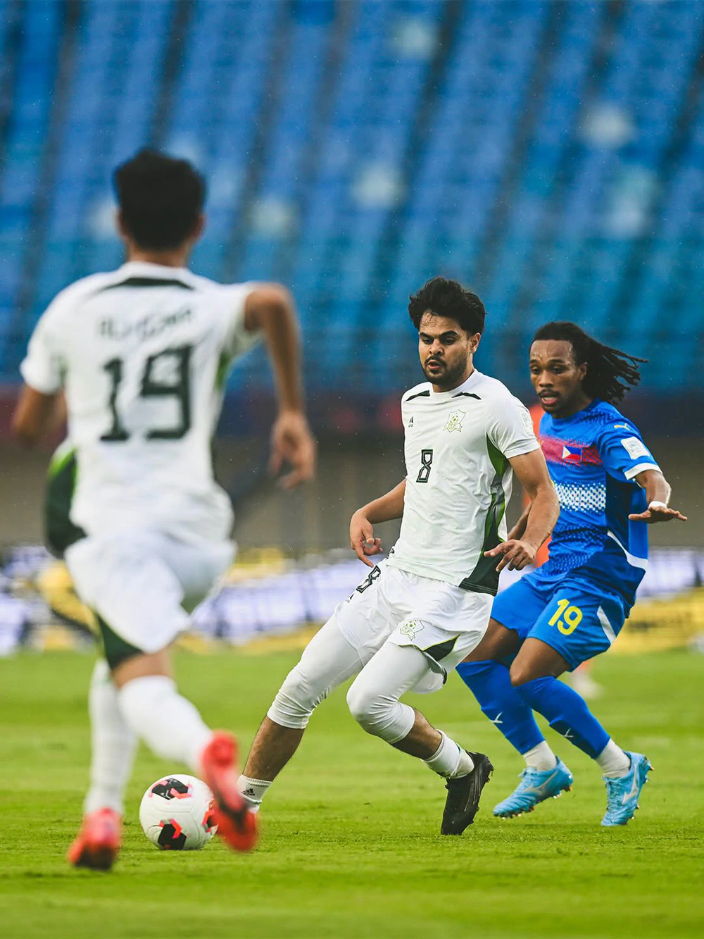Philippines đã đánh rơi chiến thắng đầy đáng tiếc khi bị Pakistan cầm hòa 2-2 trong trận đấu thuộc bảng B FIFA ASEAN Cup 2026. Kết quả này khiến cơ hội đi tiếp của Philippines trở nên rất mong manh. Ảnh: PKF Philippines đã đánh rơi chiến thắng đầy đáng tiếc khi bị Pakistan cầm hòa 2-2 trong trận đấu thuộc bảng B FIFA ASEAN Cup 2026. Kết quả này khiến cơ hội đi tiếp của Philippines trở nên rất mong manh. Ảnh: PKF