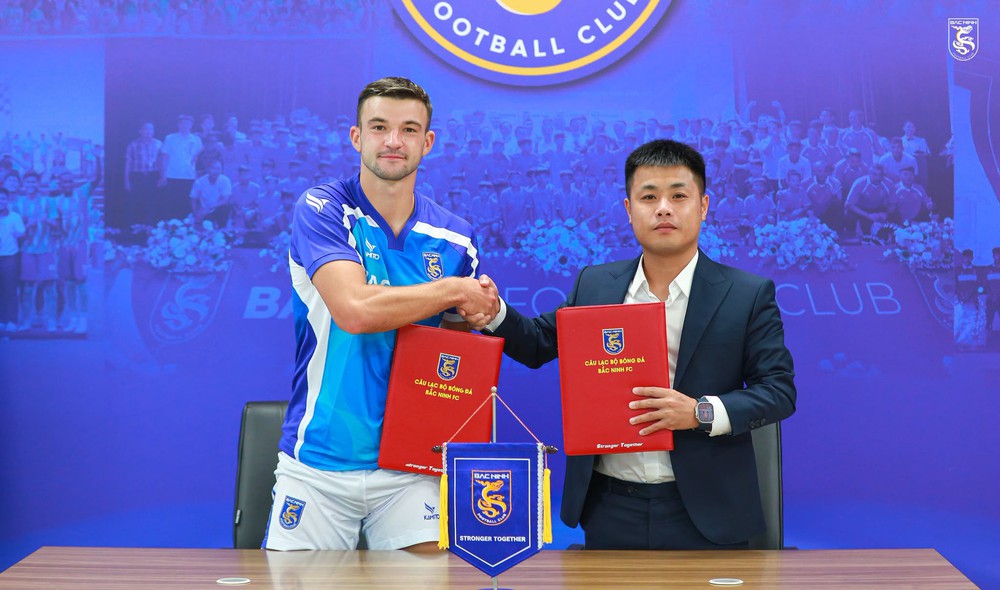 Rời Hà Nội FC, David Fisher gia nhập CLB Bắc Ninh - Ảnh 1.