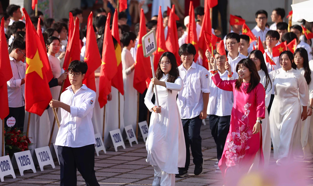 Khai giảng năm học 2026-2027: Thống nhất nghi thức trên toàn quốc, không kéo dài phần lễ - Ảnh 1. Khai giảng năm học 2026-2027: Thống nhất nghi thức trên toàn quốc, không kéo dài phần lễ - Ảnh 1.