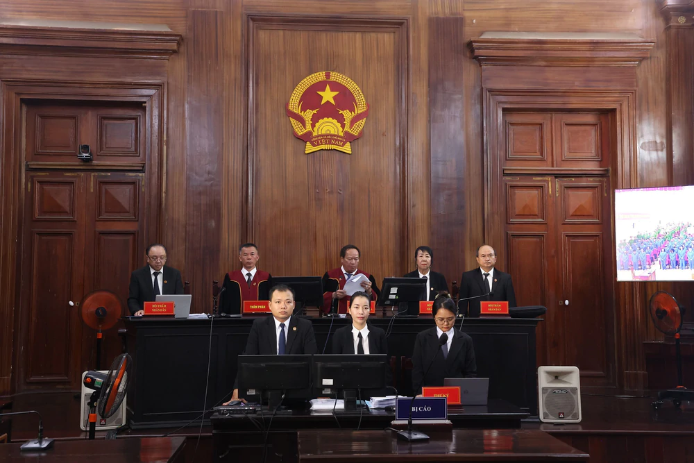 Tuyên án tử hình 11 bị cáo trong vụ án ma túy liên quan đến tiếp viên hàng không - Ảnh 1. Tuyên án tử hình 11 bị cáo trong vụ án ma túy liên quan đến tiếp viên hàng không - Ảnh 1.