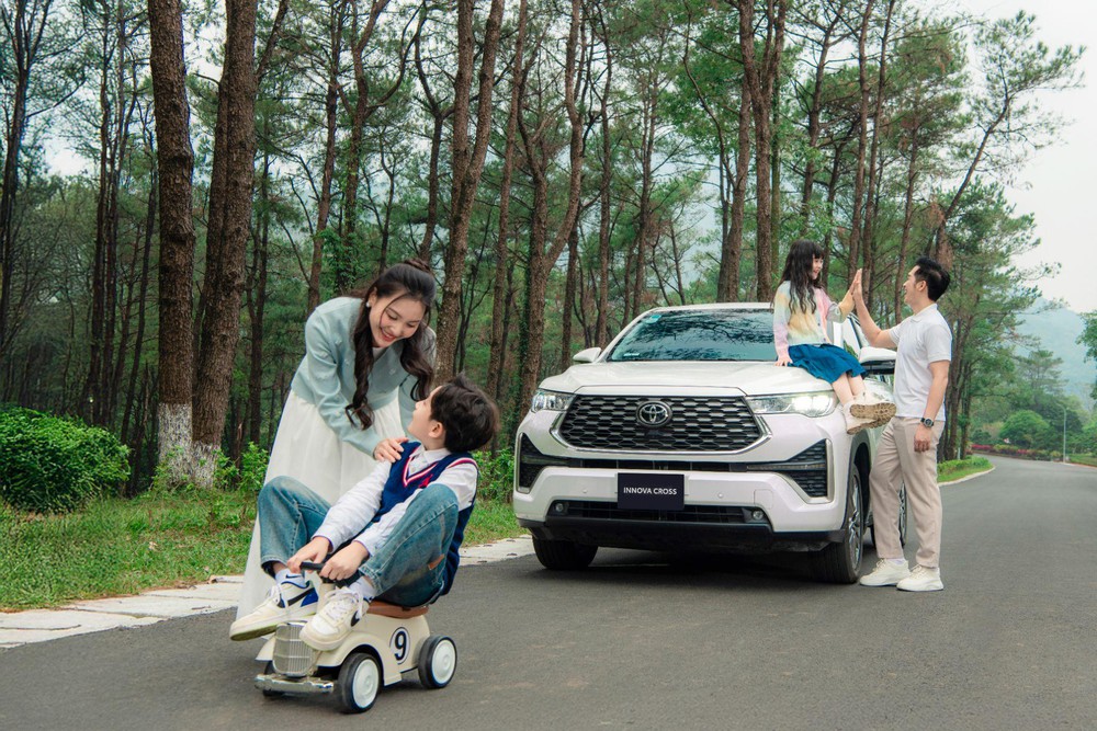 Toyota tung khuyến mãi lớn, quyết tâm bứt phá quý IV/2026 - Ảnh 1.