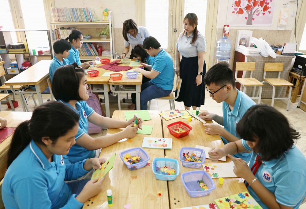 Cô, trò trường Tiểu học Bình Minh (Hà Nội) háo hức mong chờ Lễ khai giảng - Ảnh 8.