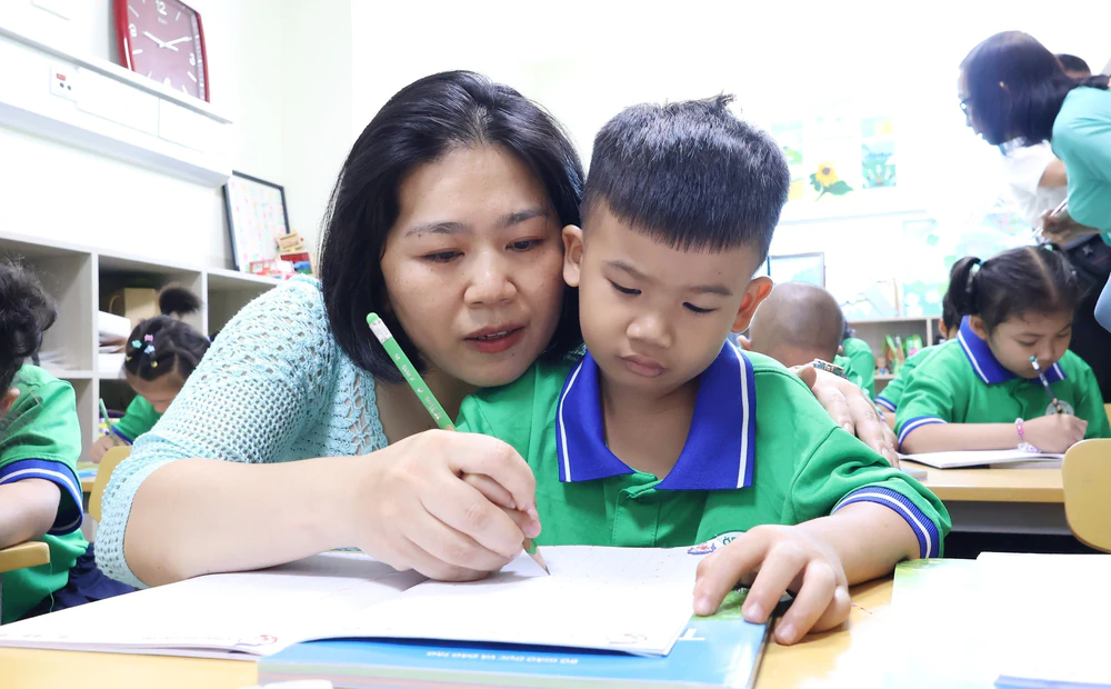 Lễ khai giảng đặc biệt của trẻ em mắc bệnh hiểm nghèo tại Thành phố Hồ Chí Minh - Ảnh 9.