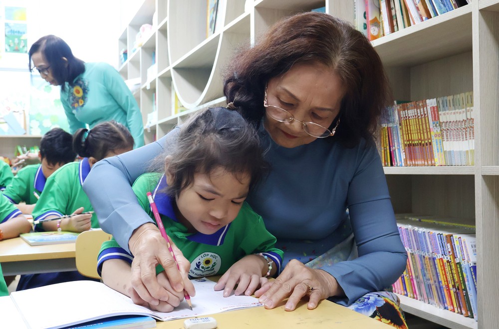Lễ khai giảng đặc biệt của trẻ em mắc bệnh hiểm nghèo tại Thành phố Hồ Chí Minh - Ảnh 8.