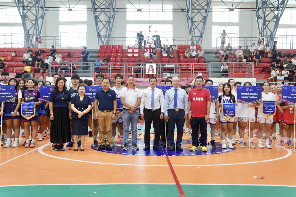 Đại hội Thể thao Sinh viên toàn quốc khai màn tưng bừng - Ảnh 3. Đại hội Thể thao Sinh viên toàn quốc khai màn tưng bừng - Ảnh 3.