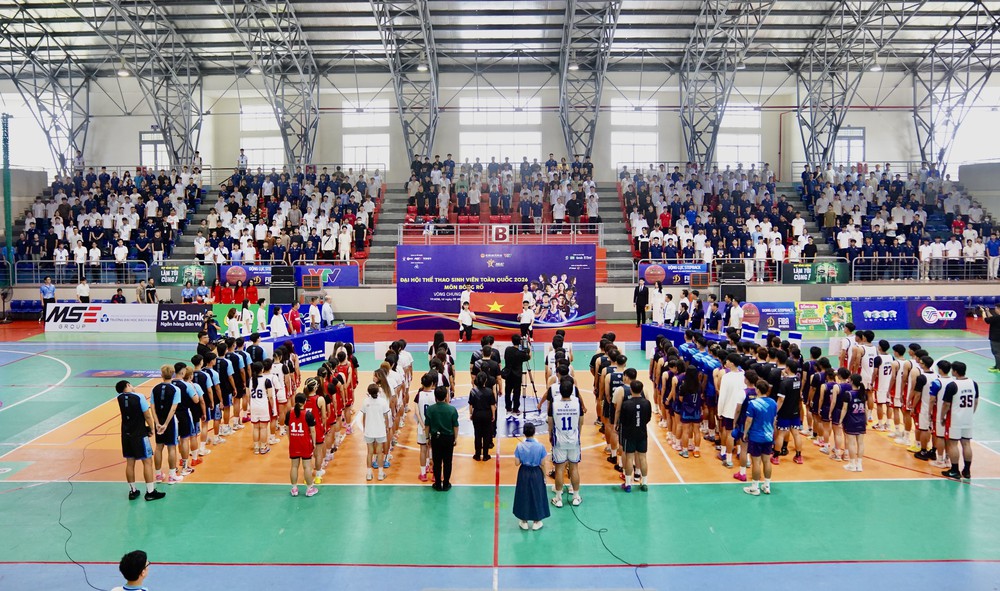 Đại hội Thể thao Sinh viên toàn quốc khai màn tưng bừng - Ảnh 2. Đại hội Thể thao Sinh viên toàn quốc khai màn tưng bừng - Ảnh 2.