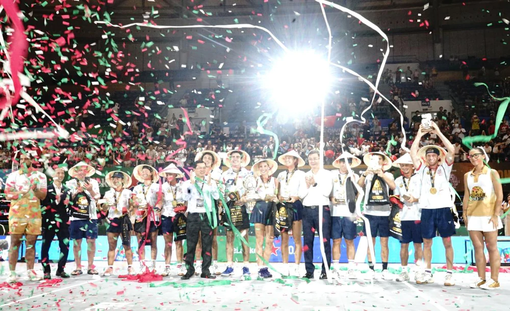 Đội tuyển pickleball Việt Nam không thể gây bất ngờ trước Mỹ ở chung kết World Cup 2026 - Ảnh 3. Đội tuyển pickleball Việt Nam không thể gây bất ngờ trước Mỹ ở chung kết World Cup 2026 - Ảnh 3.