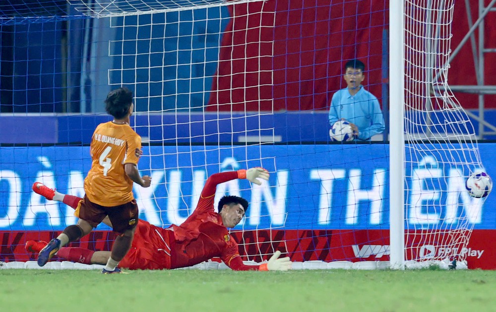 Xuân Son tăng tốc, chinh phục nhiều mục tiêu mùa giải 2026/27 - Ảnh 1. Xuân Son tăng tốc, chinh phục nhiều mục tiêu mùa giải 2026/27 - Ảnh 1.