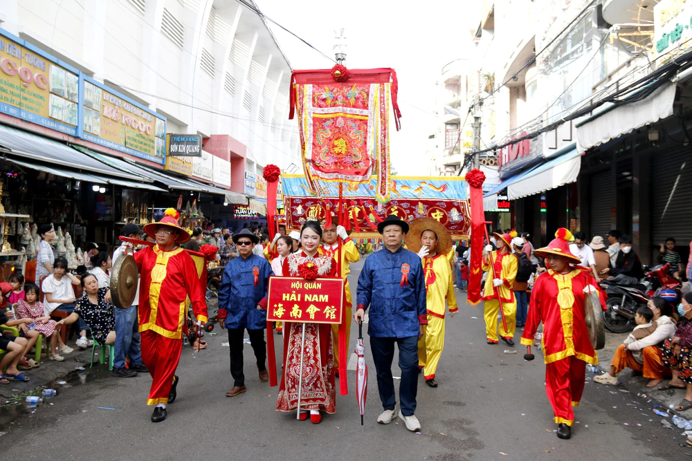 Đặc sắc Lễ hội Trung Nguyên Kiến Tiêu Nghinh ông Quan Thánh Đế Quân xuất du - Ảnh 2. Đặc sắc Lễ hội Trung Nguyên Kiến Tiêu Nghinh ông Quan Thánh Đế Quân xuất du - Ảnh 2.