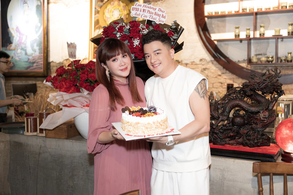 Cao Thái Sơn ra mắt MV "Pháo hồng rơi" đánh dấu bước thay đổi sau 20 năm làm nghề - Ảnh 2.
