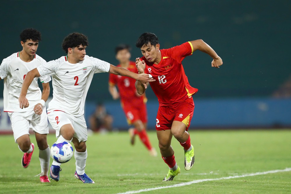 U20 Việt Nam là lời nhắc cho nền bóng đá - Ảnh 1. U20 Việt Nam là lời nhắc cho nền bóng đá - Ảnh 1.