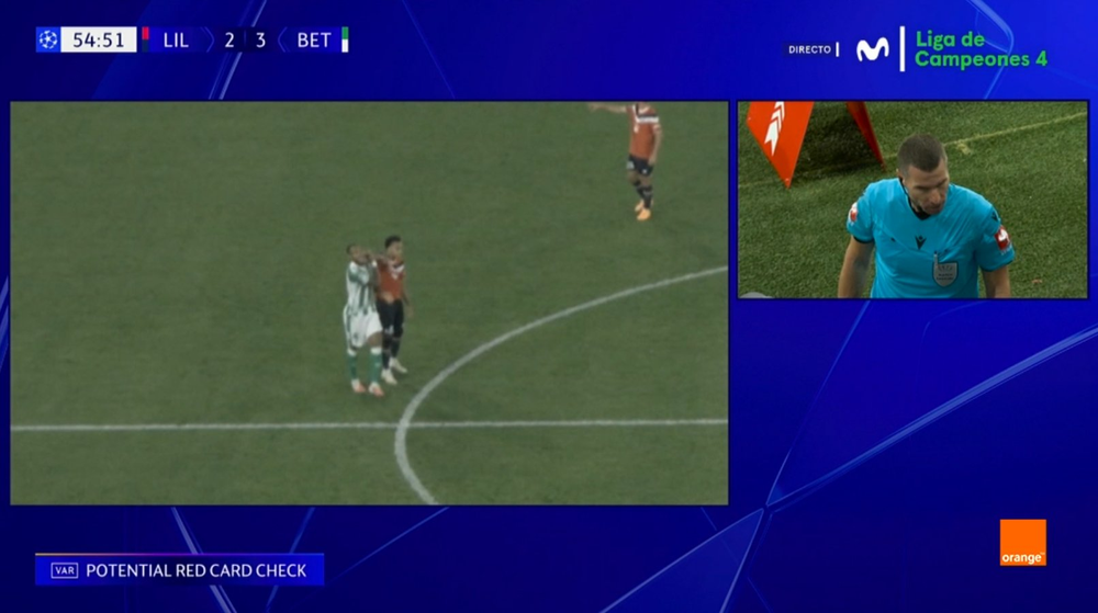 Cùng sân ở Champions League, em trai Mbappe nhận thẻ đỏ  - Ảnh 2.