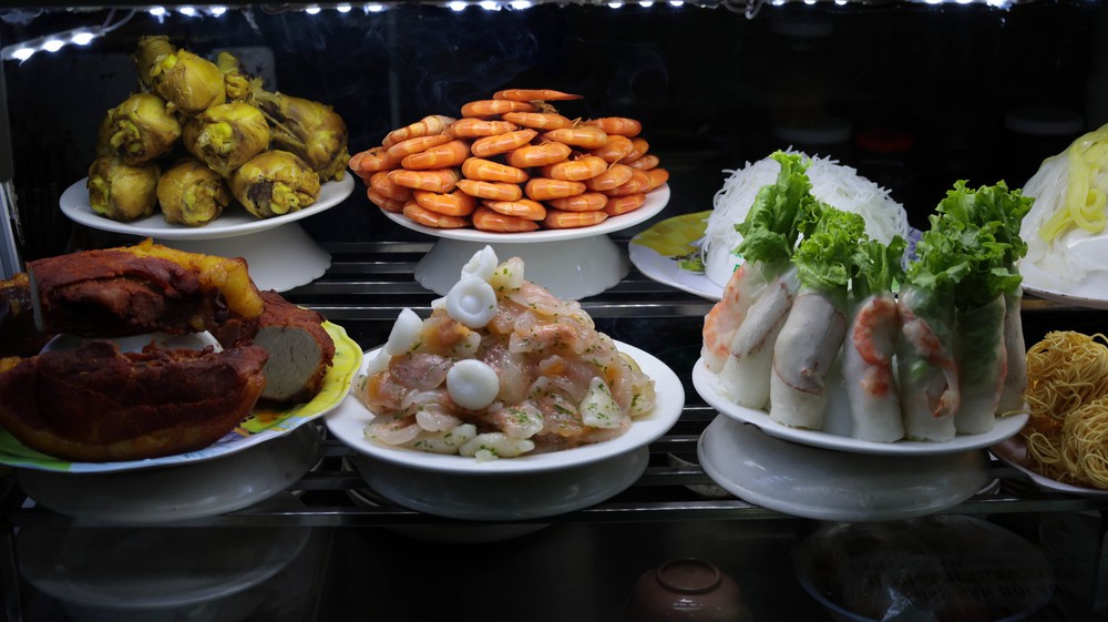 Đà Nẵng: Sắc màu ẩm thực ở chợ Hội An - Ảnh 5. Đà Nẵng: Sắc màu ẩm thực ở chợ Hội An - Ảnh 5.