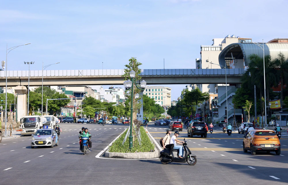 Góc nhìn 365: Từ một tuyến đường được mong đợi - Ảnh 2. Góc nhìn 365: Từ một tuyến đường được mong đợi - Ảnh 2.