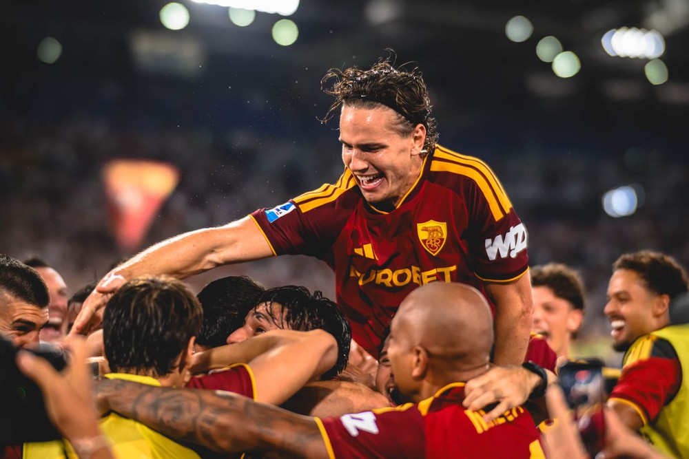Champions League, 23h45 ngày 10/9, Fenerbahce - AS Roma: Đá cho thỏa cơn khát 8 năm - Ảnh 1. Champions League, 23h45 ngày 10/9, Fenerbahce - AS Roma: Đá cho thỏa cơn khát 8 năm - Ảnh 1.