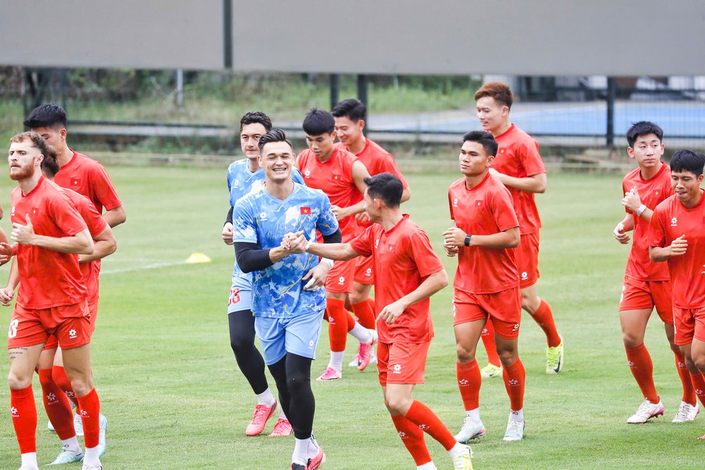 IFA ASEAN Cup 2026 trình làng logo, đội tuyển Việt Nam chuẩn bị cho cuộc đấu mới - Ảnh 1. IFA ASEAN Cup 2026 trình làng logo, đội tuyển Việt Nam chuẩn bị cho cuộc đấu mới - Ảnh 1.