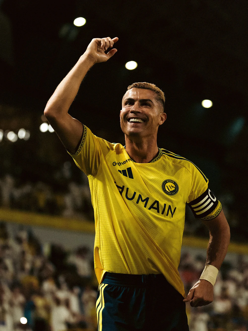 Ronaldo ghi bàn thứ 979 trong sự nghiệp, Al Nassr tìm lại chiến thắng - Ảnh 1. Ronaldo ghi bàn thứ 979 trong sự nghiệp, Al Nassr tìm lại chiến thắng - Ảnh 1.