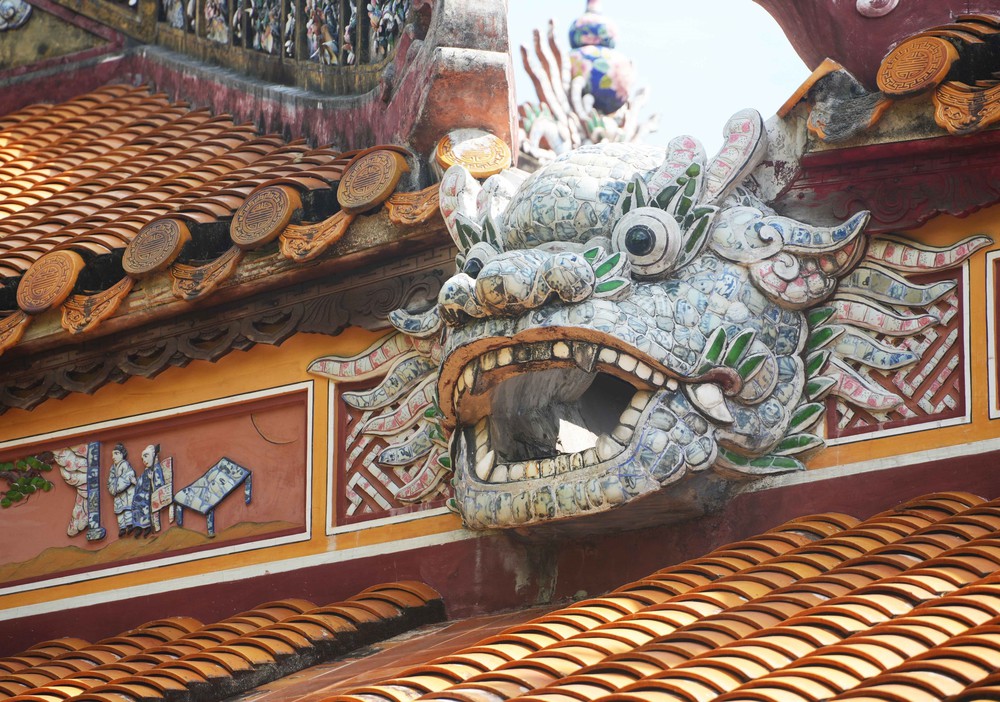 Nét đẹp tinh tế, độc đáo của máng xối trên các công trình ở Cố đô Huế - Ảnh 3. Nét đẹp tinh tế, độc đáo của máng xối trên các công trình ở Cố đô Huế - Ảnh 3.