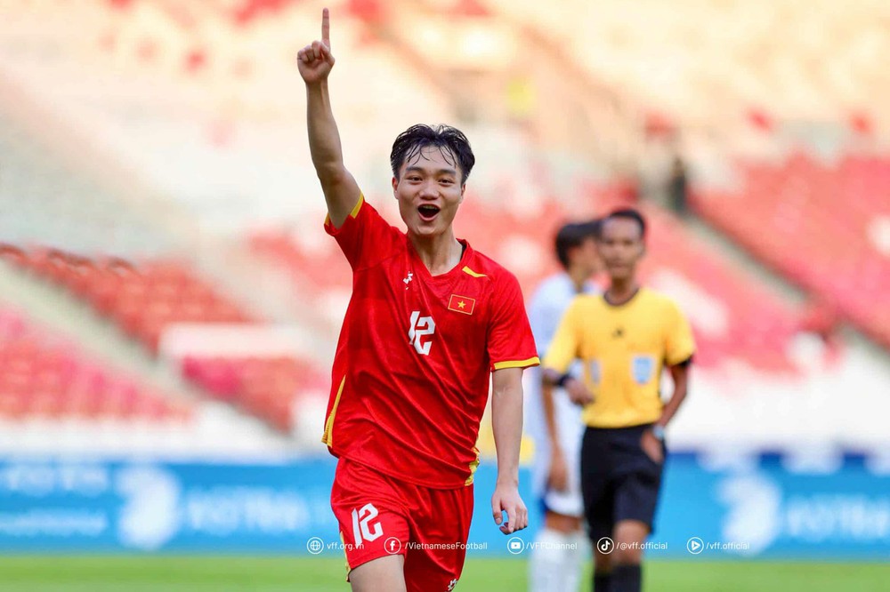Dự đoán đội hình mạnh nhất U23 Việt Nam dự ASIAD 2026 - Ảnh 2. Dự đoán đội hình mạnh nhất U23 Việt Nam dự ASIAD 2026 - Ảnh 2.