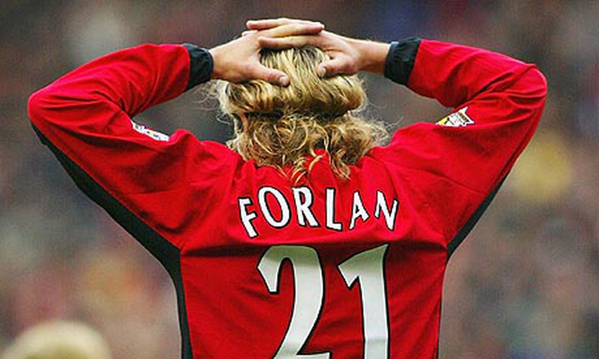 Solskjaer giải thích cho thất bại của Forlan ở M.U