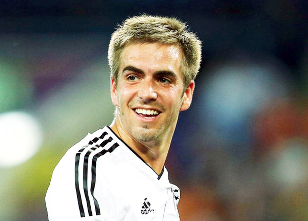 Tiểu sử cầu thủ Philipp Lahm - Hành Trình Từ Cậu Bé Munich Đến Huyền Thoại Bóng Đá