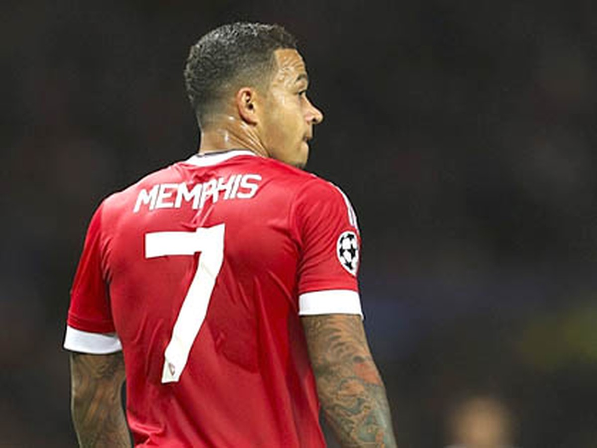 Memphis Depay khoe thân hình xăm trổ hổ báo | Memphis depay, Memphis,  Manchester united