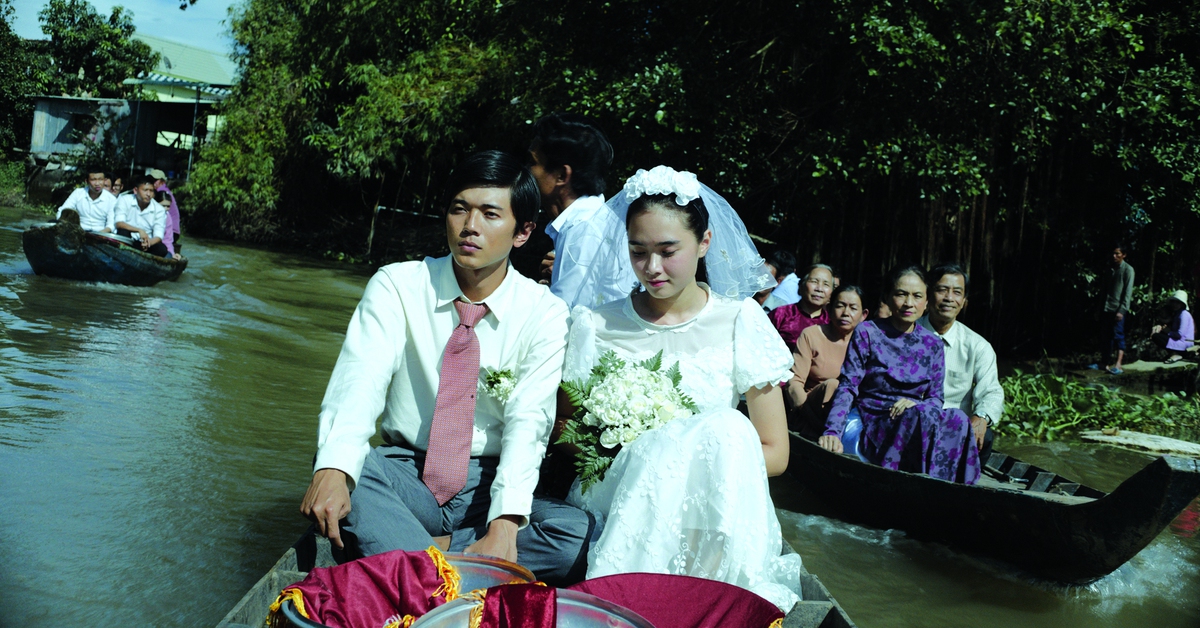 Đạo diễn Bùi Thạc Chuyên: Tro tàn rực rỡ có thể quá mặn, quá cay nhưng cần thiết!
