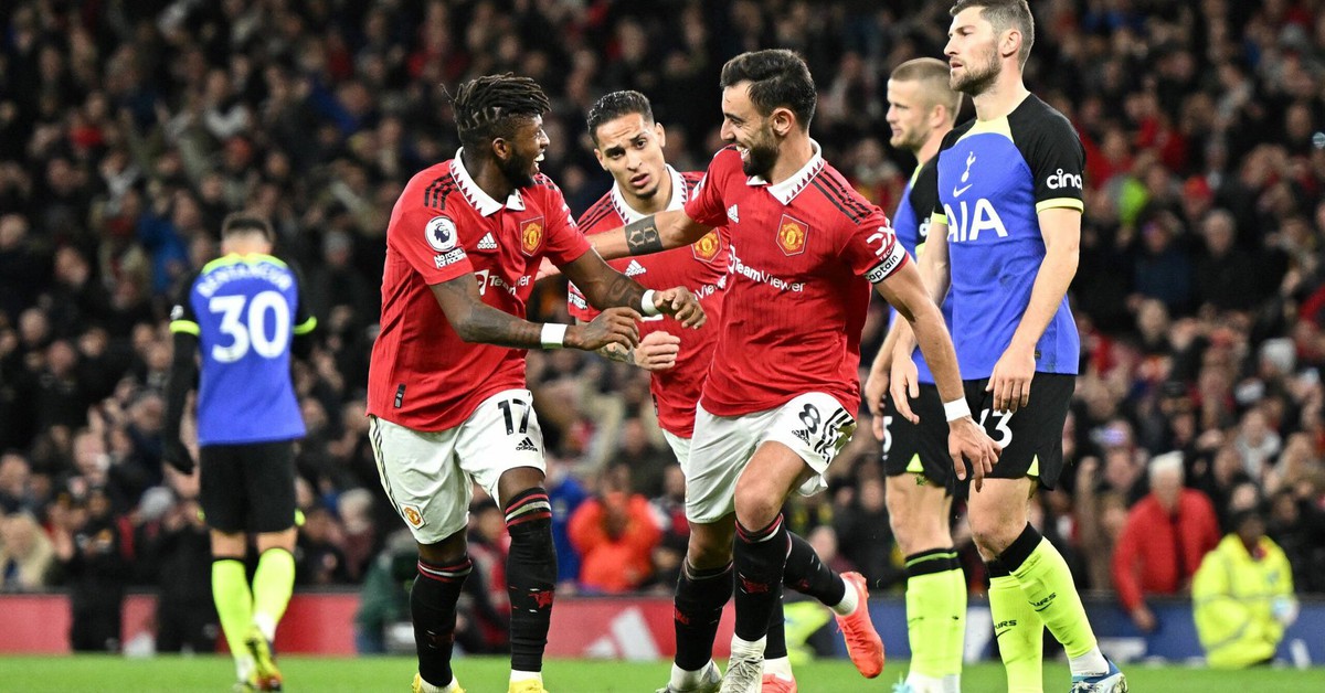 Soi kèo bóng đá hôm nay 27/4 Tottenham vs MU