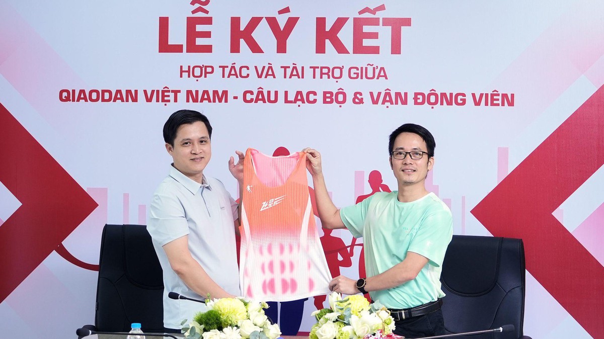 Qiaodan 'Làm nóng' VnExpress Marathon Hạ Long 2025: Tài trợ CLB 88 Runners và Vận động viên chuyên nghiệp