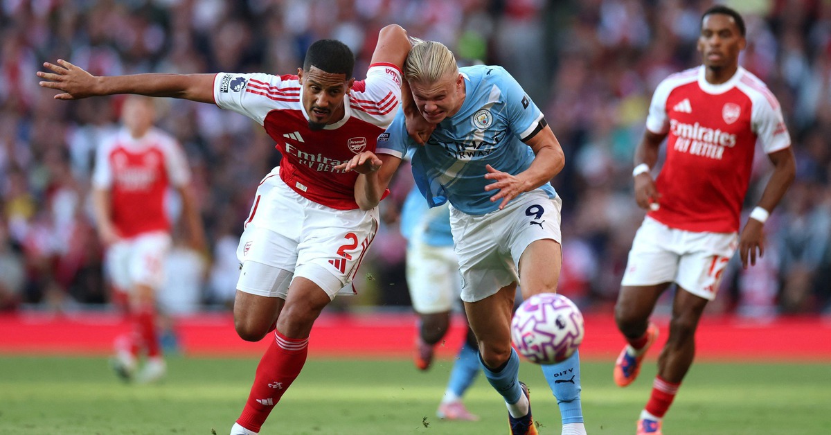 Cuộc đua vô địch Ngoại hạng Anh: Arsenal và Man City cùng có quyền tự quyết