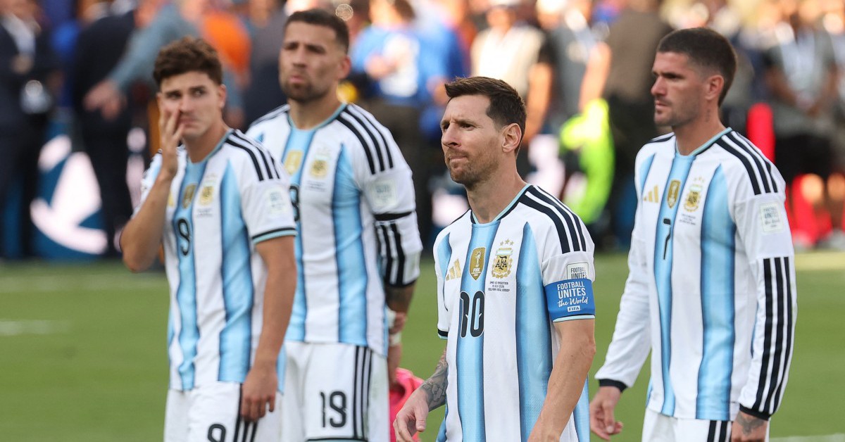 bong-da-argentina-bi-ca-the-gioi-phe-phan-sau-world-cup-2026