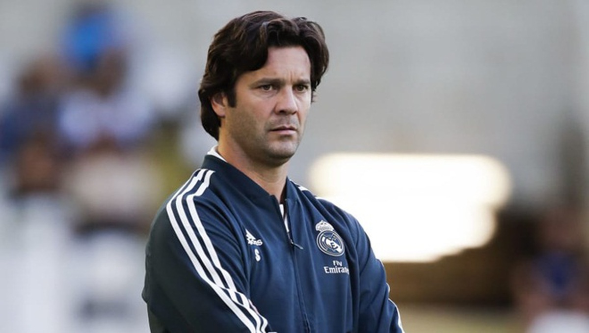 HLV ở Real Madrid: Không chọn Conte và Wenger, tạm tin tưởng Solari