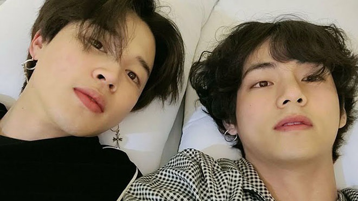 Tin Đồn Hot Về Bts: V Công Khai Bạn Gái, Jimin Có Quan Hệ Mờ Ám