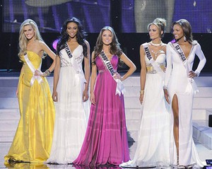 Miss USA 2012 bị tố dàn xếp kết quả top 5