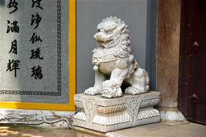 Từ sư tử đá tới bản sắc văn hóa Việt
