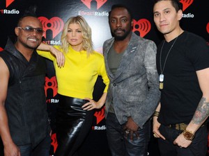 Black Eyed Peas tái xuất với 'Yesterday'