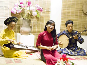 Đầu năm, gặp nhà thơ Võ Quê nghe về Ca Huế