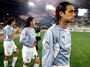 Đối thoại Alessandro Nesta: 'Tới Milan là số phận của tôi'