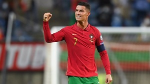 Tin nóng bóng đá sáng ngày 17/11: Ronaldo muốn gặp Brazil ở chung kết