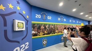Ký sự World Cup: Một chiều làm fan Brazil